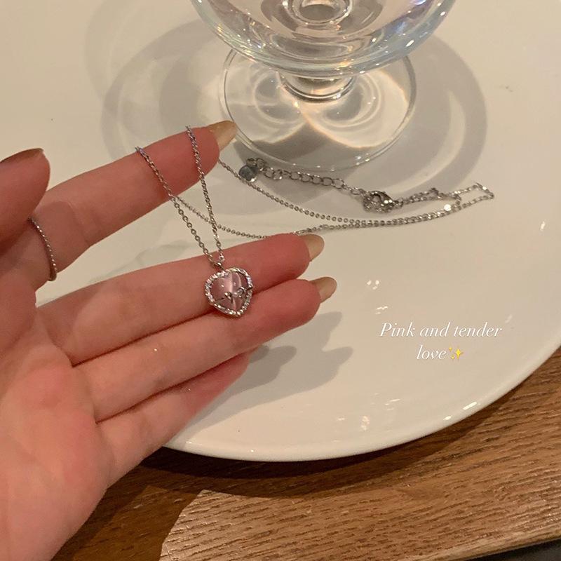 High-end Super Flash Zircon Titanium Steel Necklace Women's Versatile Niche Temperament Silver Collarbone Chain Internet Celebrity New Accessories