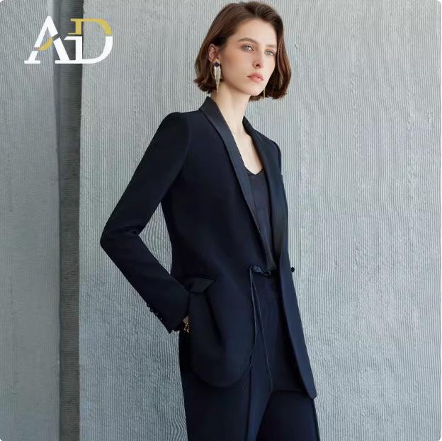 Elegant Spring & Autumn Chinese Buckle Suit Set for Women with Micro Flare Pants