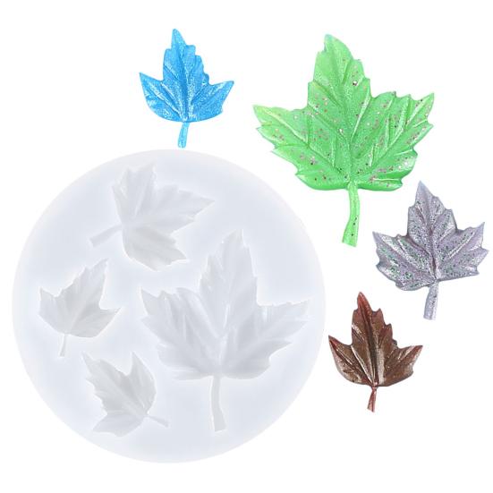 Cake Mold Eco-friendly Easy to Demold Silicone Maple Leaf Cake Tray Mold for Home
