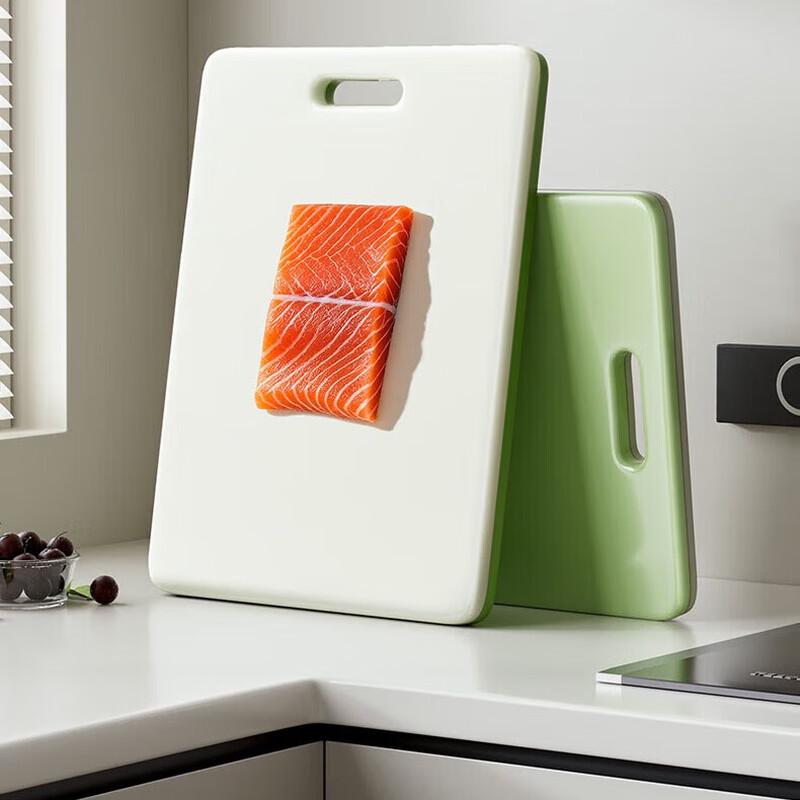 Antibacterial Double-Sided Plastic Cutting Board