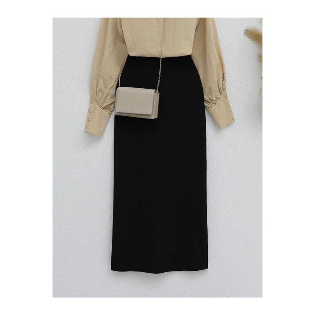 Imported Crepe Pencil Skirt