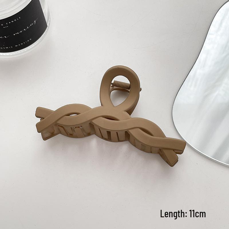 Women's Black Large Shark Claw Hair Clip for Advanced Style