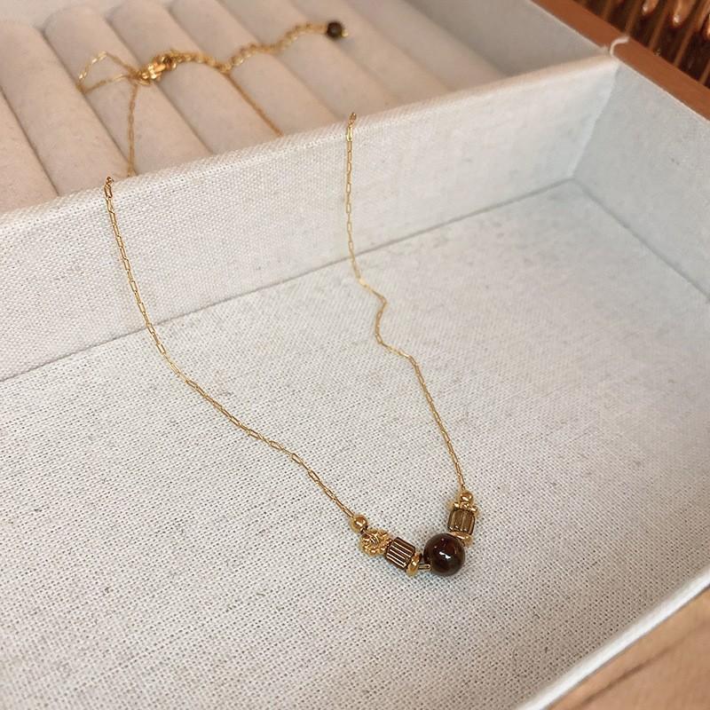 New Sun Pendant Necklace with Mirad Style, Versatile Clavicle Chain, and Niche Jewelry