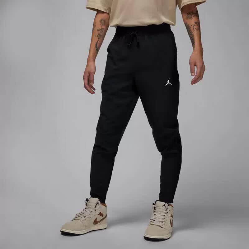 Nike Jordan Men s Breathable Fitness Pants L