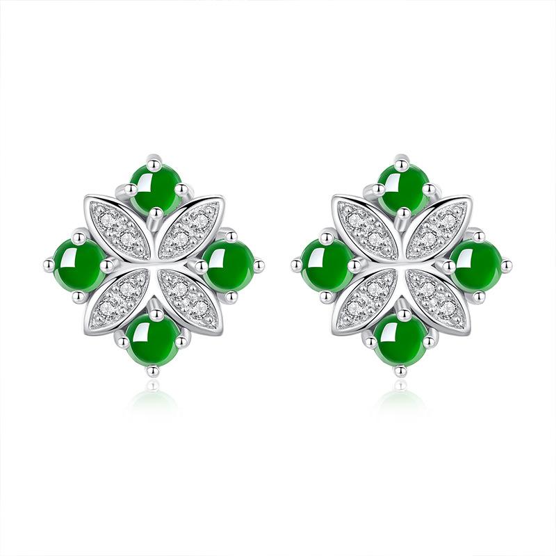 New high-end four-leaf  sterling silver stud earrings silver inlaid with natural dangerous materials yang green jadeite exquisite temperament earrings 925 silver