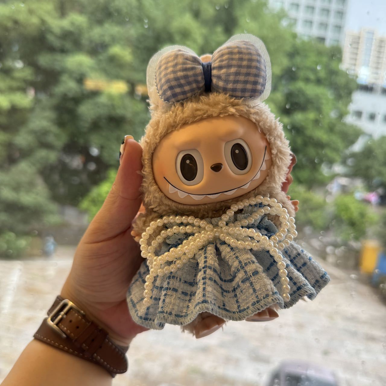 

Жемчужное ожерелье Плиссированная юбка для Labubu Модный комплект комбинезона с сумкой для кукол Labubu V1 V2 V3 Одежда Наряд Аксессуары для кукол Only Clothes No Doll