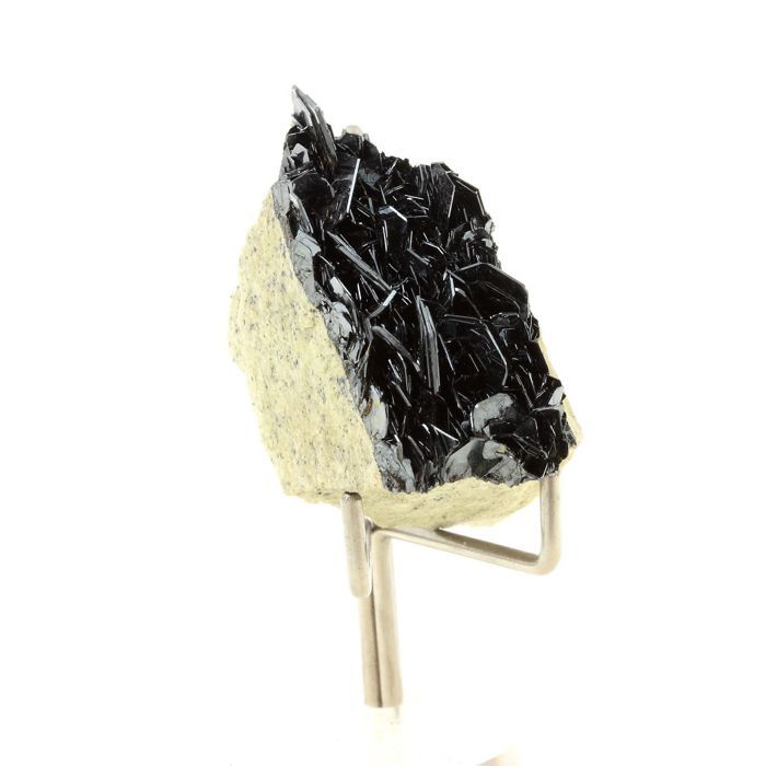 Pierres et Minéraux. Hematite. 110.0 ct. Massif des Grandes Rousses, Oisans, France.