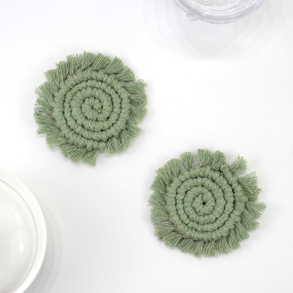 

2 шт., плетеные вручную круглые подставки с кисточками, чистый цвет, узор в виде круга, термостойкие коврики для чашек, столовых приборов 7.5cmx7.5cm&Round