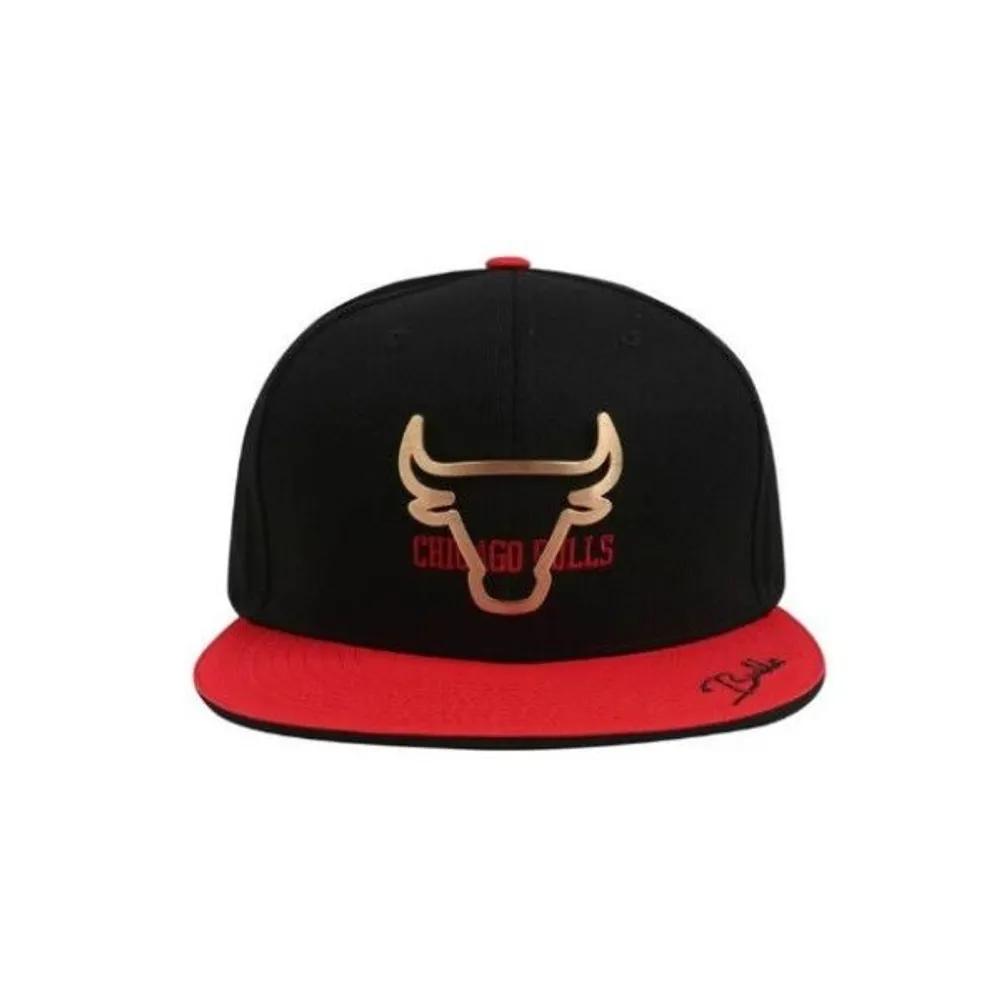 [NBA] M Cap KQC N245AP614P-BK CHI Bulls Outline Metal Snapback HYFLAT_H CAP_HF175 FREE