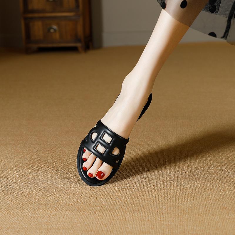 2025 Women's Low Heel Round Toe Sandals & Slippers
