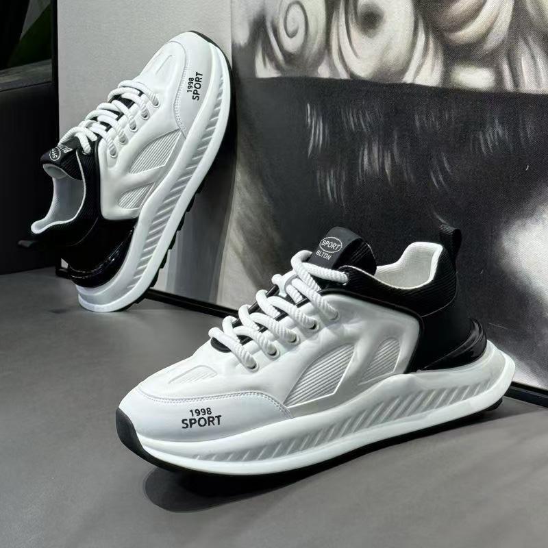 New Summer Men's Shoes Breathable Mesh Sports Shoes for Youth Running Versatile Casual Thick-soled Shoes