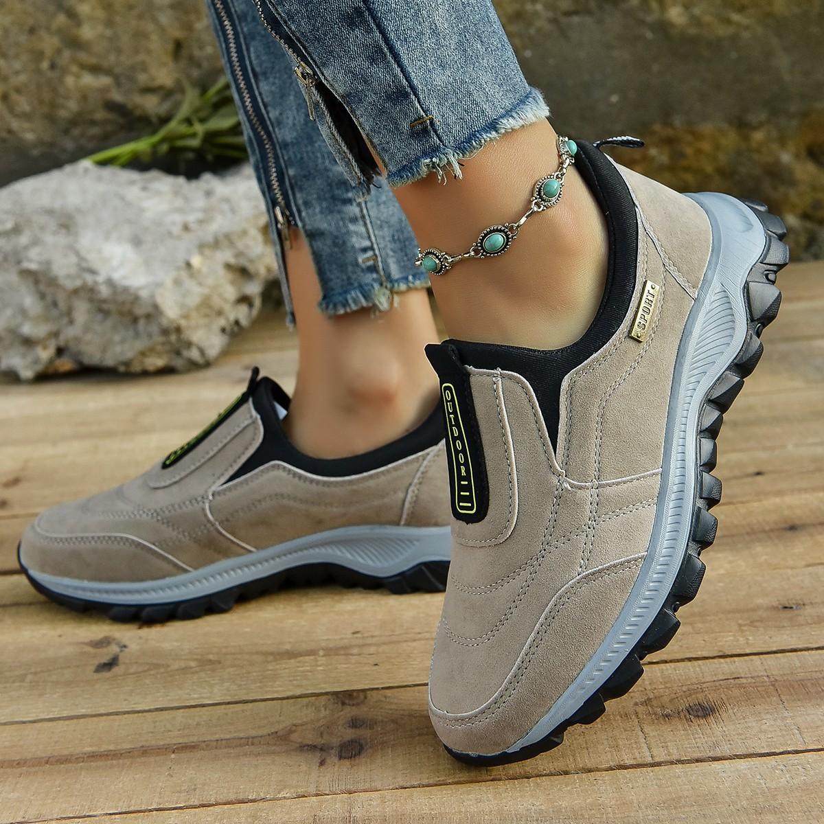 

Large Size Outdoor Casual Men s Shoes for Spring and Autumn New Sports Casual Shoes Fashionable Round Toe Shallow Mouth Men s Single Shoes 38