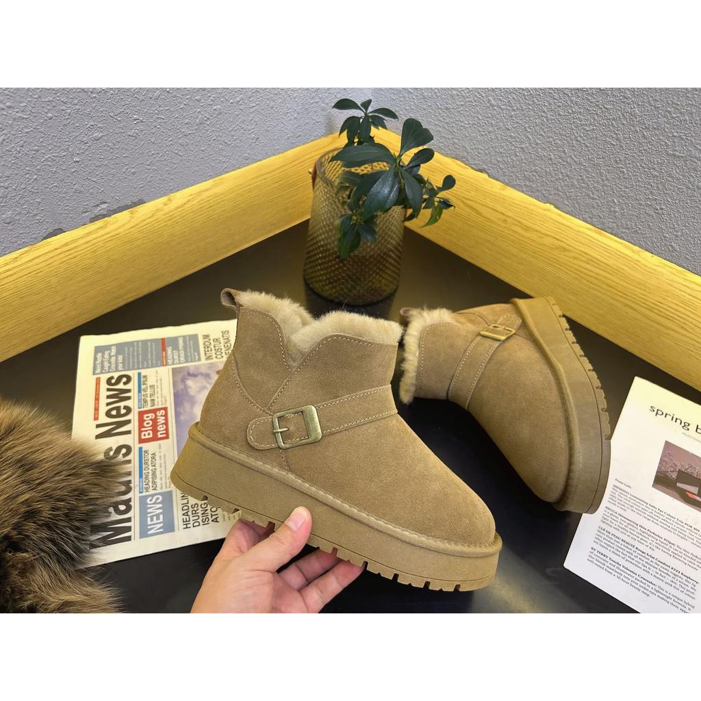 Thick-soled snow boots women's winter versatile warm piled thickened sleeve non-slip short boots