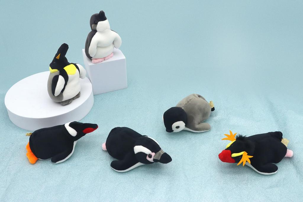 Take Off Pokepuni Humboldt Penguin Mysterious Touch