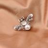 New Arrival Fashionable Stylish Bee Magnet Brooches Adorable Animal Crystal Stone Pearl Lapel Pin Scarf Hijab Pins Women Luxulry Jewelry Men