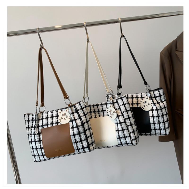 Checkered Women's Casual Simple Large Capacity Tote Bag