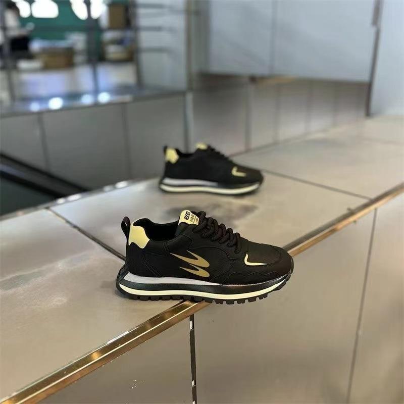 New men's shoes spring trend casual little white sports shoes men's student running non-slip thick-soled dad shoes