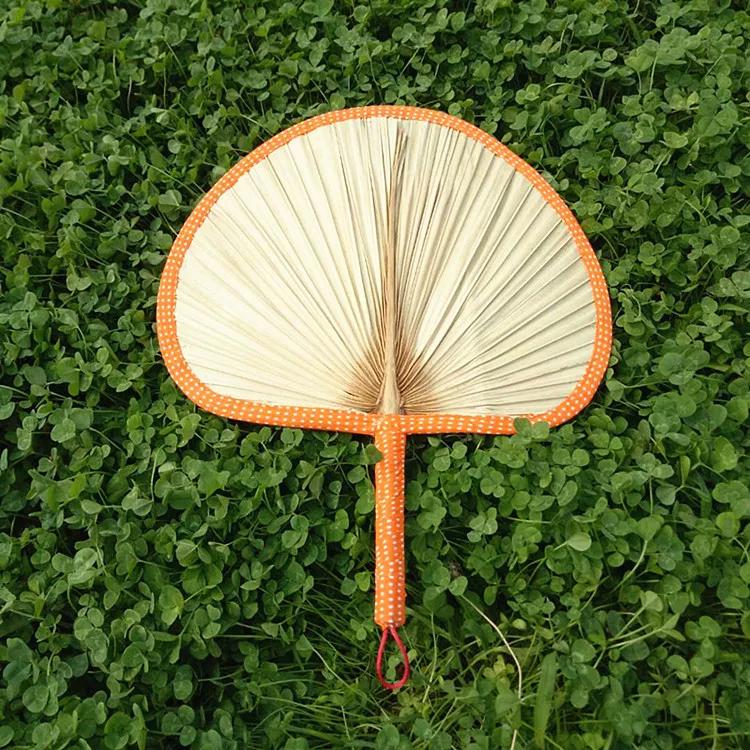 Summer Large Palm Leaf Fan, Banana Leaf Fan, Sunflower Fan, Traditional Hand-Woven Fan for the Elderly, Mosquito-Repelling, Cooling, Barbecue