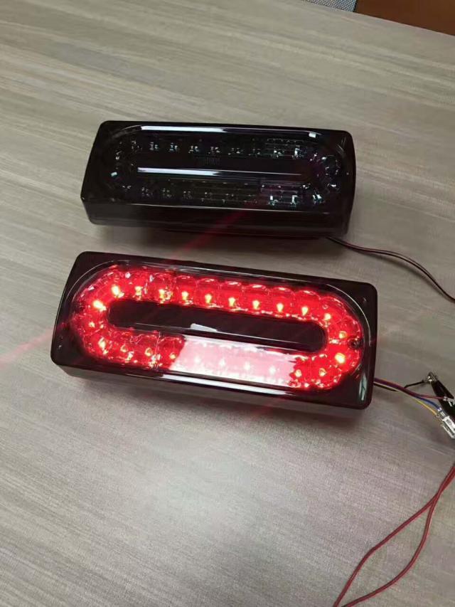 

Smoked Sequential Taillights for Mercedes-Benz G-Class W463 G500 G350 G55 G63 G65