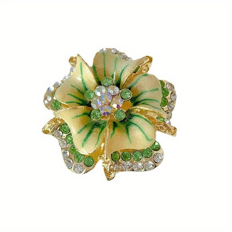 Vintage Green Floral Brooch with Sparkling Rhinestones – Elegant Women’s Accessory for Parties, Zinc Alloy, Retro Style, Perfect for Banquets and Even