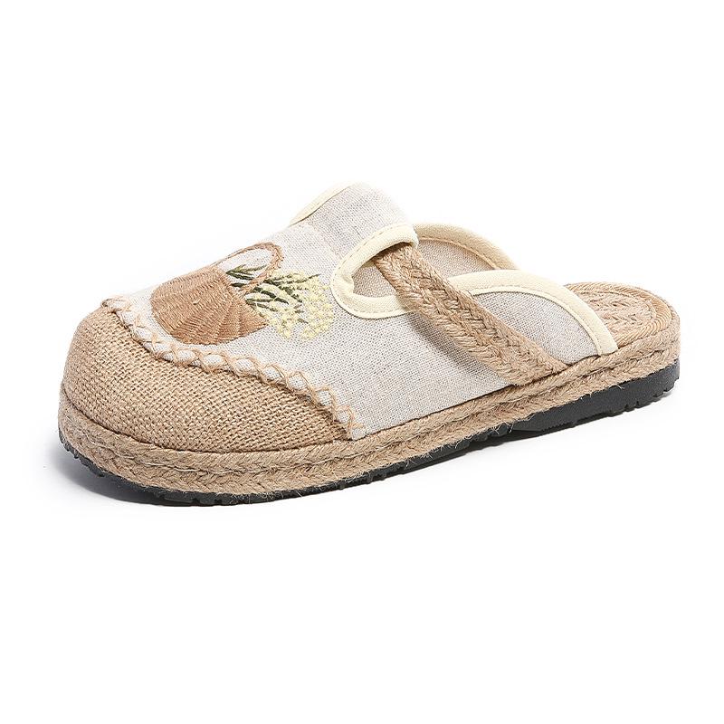 2025 Ethnic Women's Embroidered Outdoor Flat Slippers with Linen Midsole
