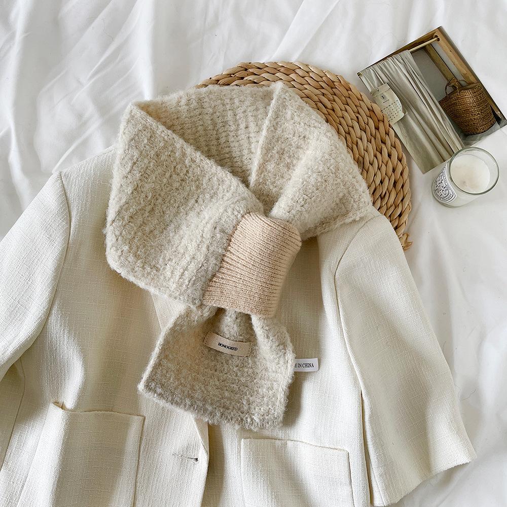 Winter knitted wool small ear scarf women's new high-end color simple relaxation with small scarf