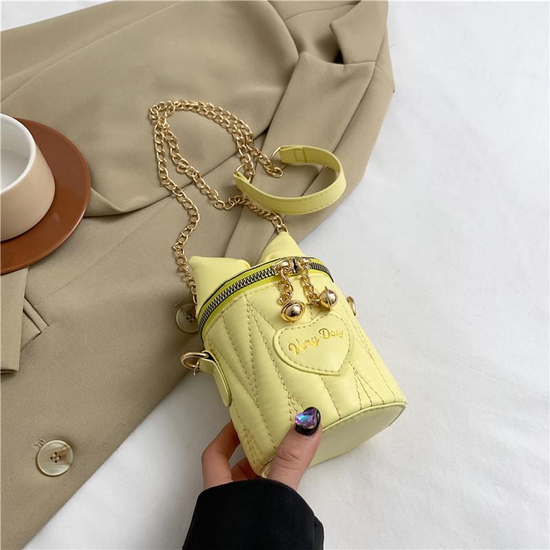 

Mini lipstick small bag women s 2025 new small fragrant wind pleated bucket bag bow creative styling messenger bag жёлтый