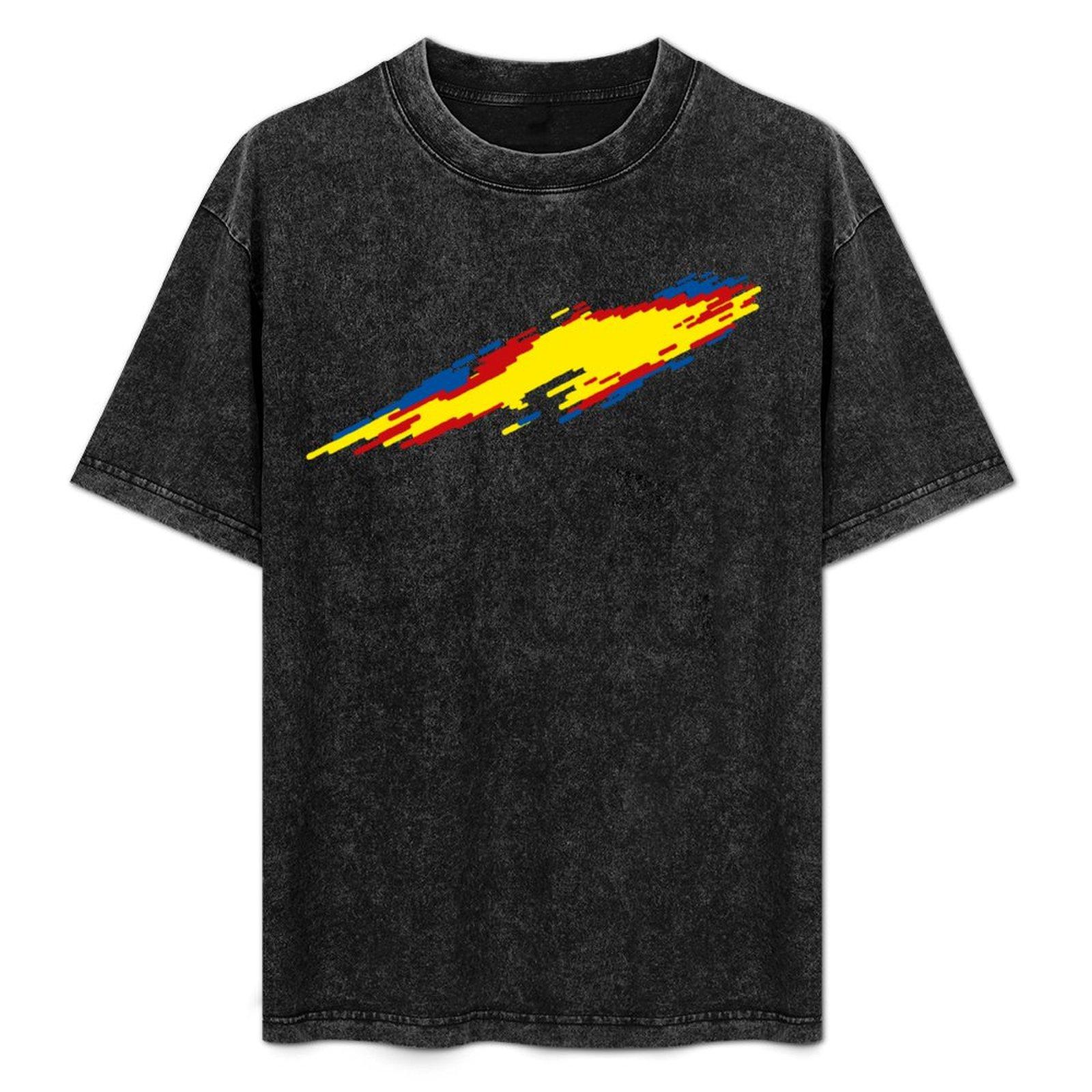 Vintage washed new men s T-shirt with a cute shark pattern a stylish men s graphic T-shirt S