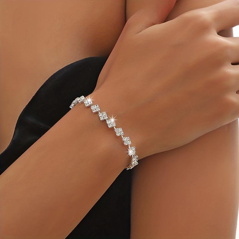 Luxurious Rhinestone Square Claw Chain Bracelet - Women s Fashion Accessory