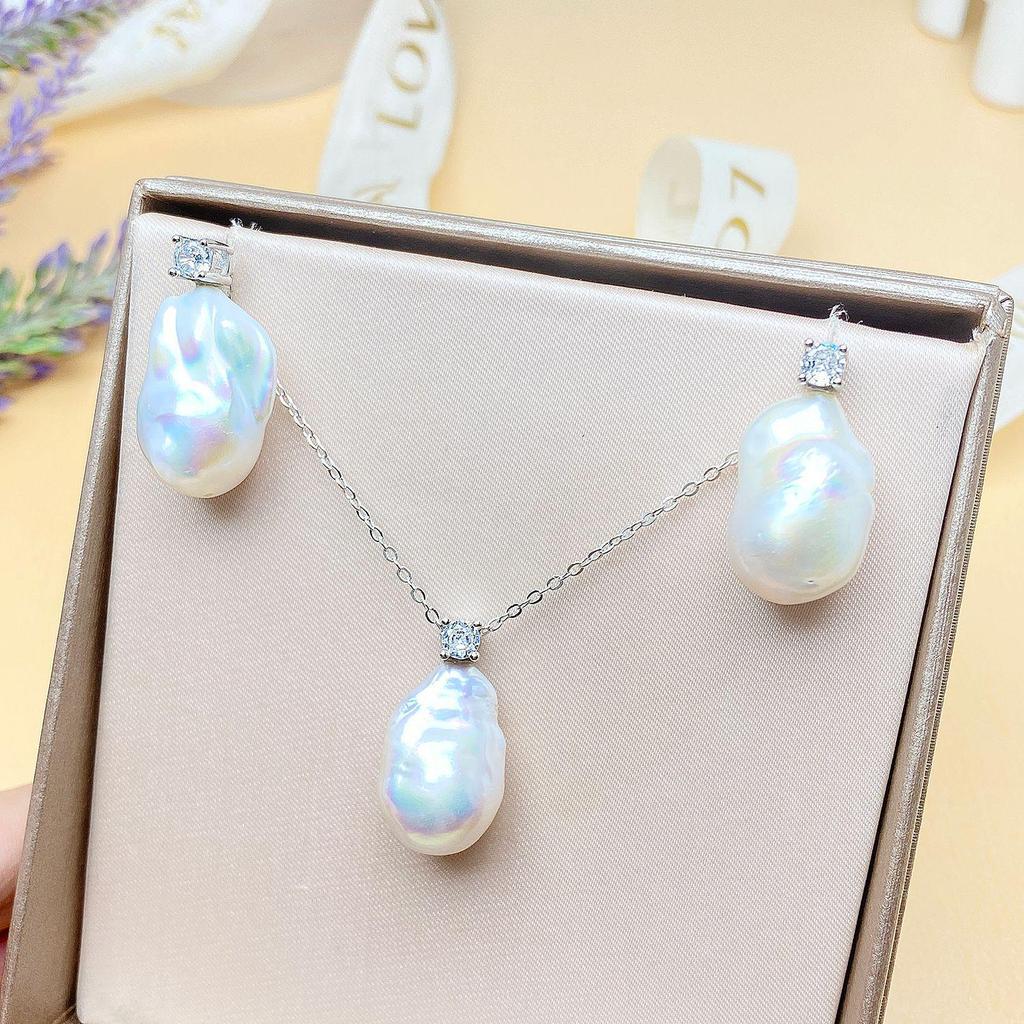 Elegant S925 Silver Baroque Freshwater Pearl Pendant Clavicle Chain Choker for Women