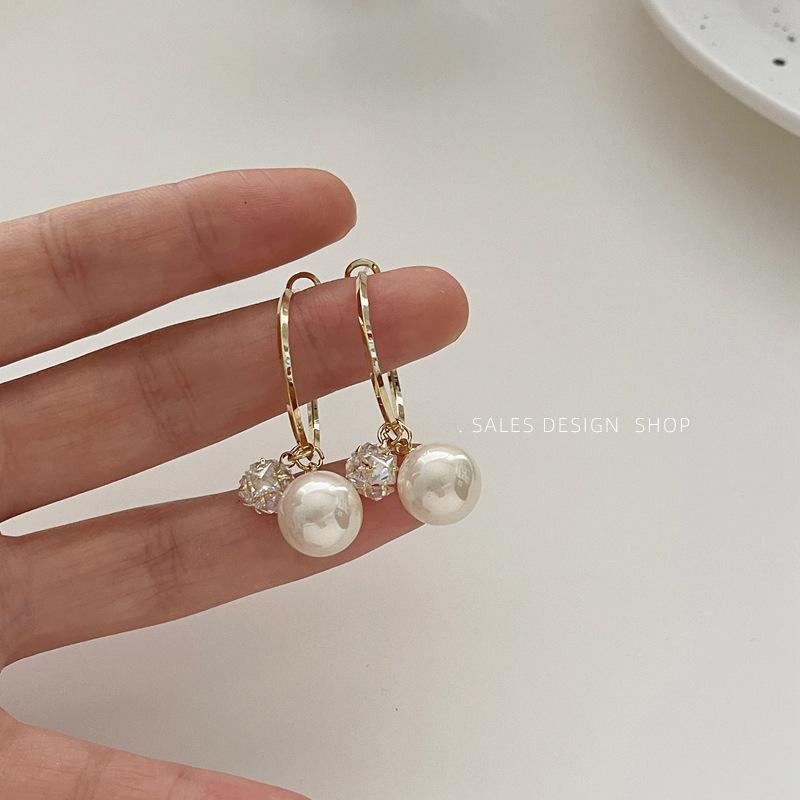 Korean Dongdaemun Versatile Zircon Pearl Ear Cuff - Luxury High-End Earrings