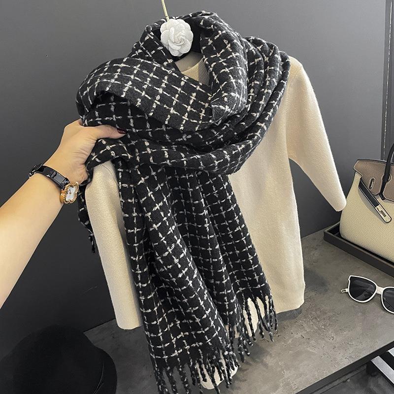 Autumn and winter atmosphere imitation cashmere scarf women's warm retro student long shawl cold scarf men