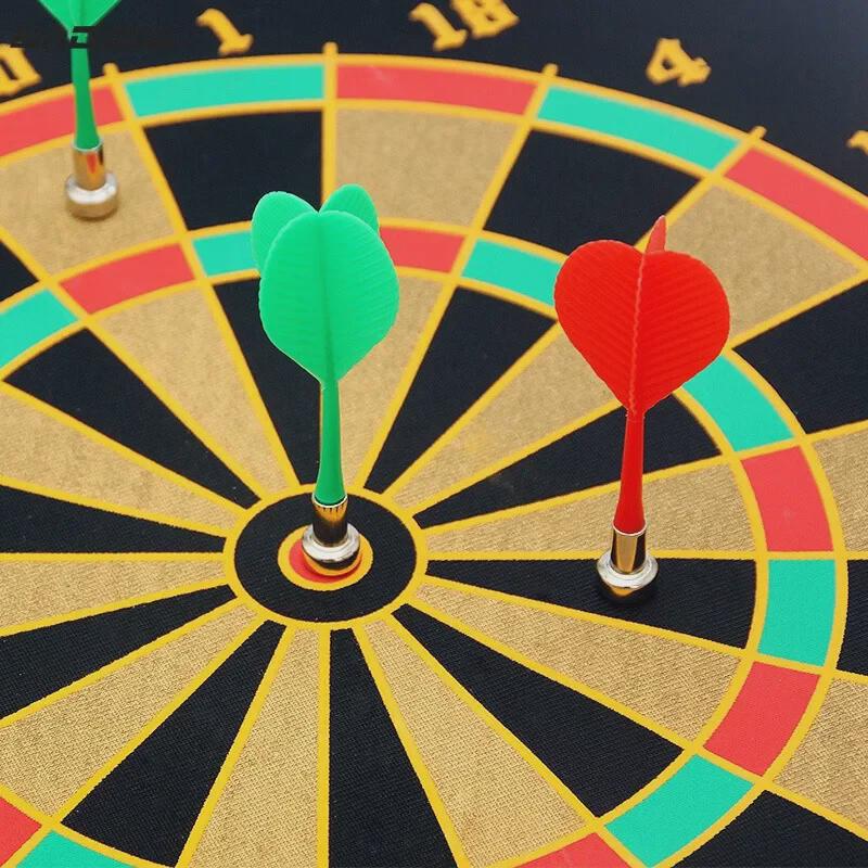 Güvenli İğnesiz Dartlarla Çift Taraflı Manyetik Dart Tahtası Seti - Fat Pig Tasarımı