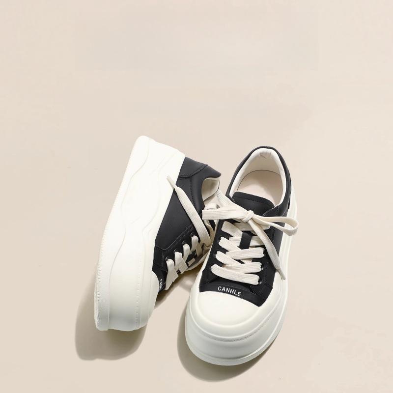 

Маленькие повседневные туфли белого цвета из кожи в британском стиле на толстой подошве, женские, весна 2025, новые, с круглым носком, на шнуровке, универсальные, с мягкой подошвой, увеличивающие высоту обуви 40