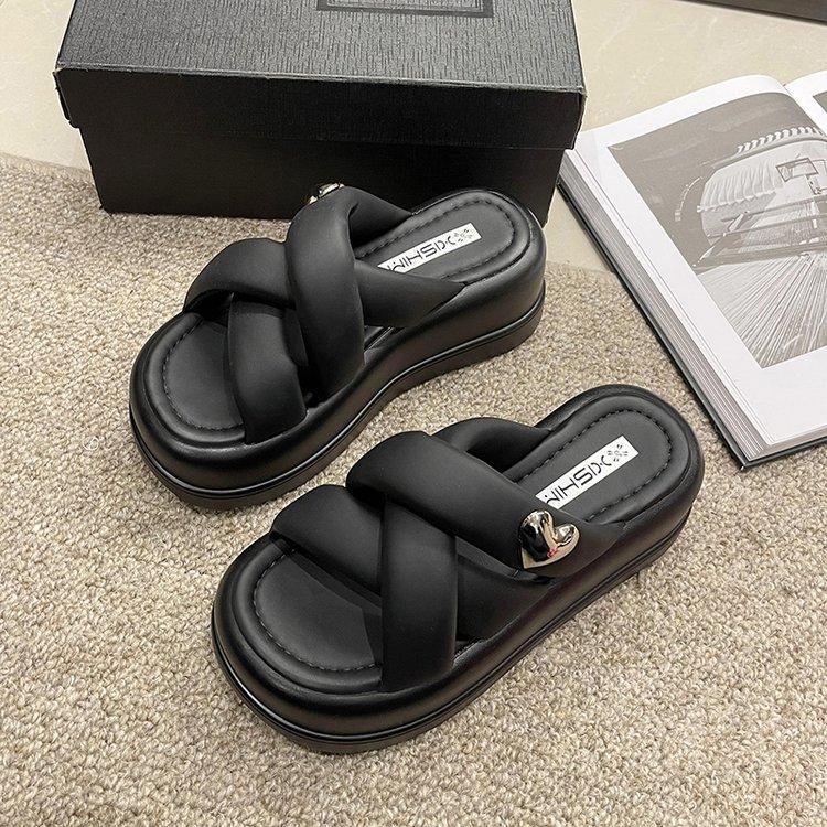 Cool Slippers for Summer Wear New Summer Fairy Style with Skirt Platform Beach Sandals One-word Drag