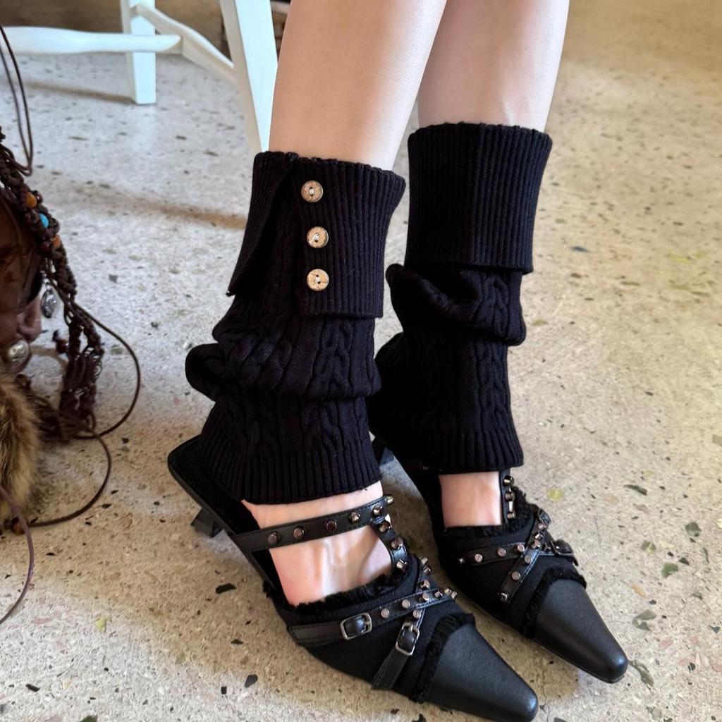 Retro Cable Knit Button Fold-Over Leg Warmers: Slim Fit Calf Socks for Fall & Winter Runway Fashion