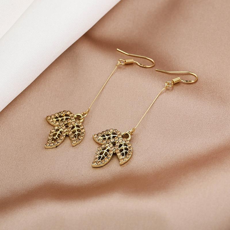 Retro Hong Kong Style Slightly Inlaid With Diamonds, Zircon, Maple Leaf, Ear Hook, Quaint Temperament, Fringed High-End Earrings, Earrings, Women