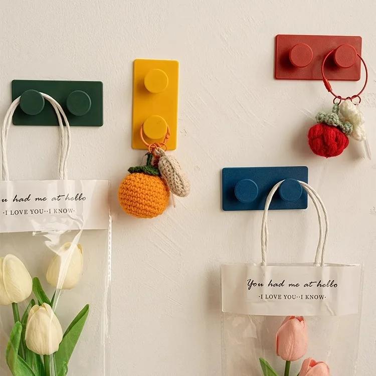 4PCS No Need for Punching Practical and Universal Hook Bathroom Storage Towel Face Towel Sock Toilet Corner Multi-Purpose Hooks