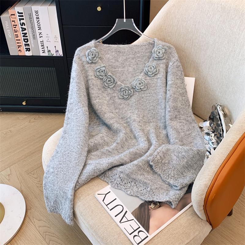 Pink Flower V-Neck Sweater - Plus Size, Mid-Length for Chubby Women, Fall/Winter 2024