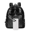 Punk Style Rivet Damen Rucksack 2025 Winter Neue Hochwertige Weiche Leder Freizeit Reise Große Kapazität Schultaschen Für Teenager Mädchen Schwarz Mochila