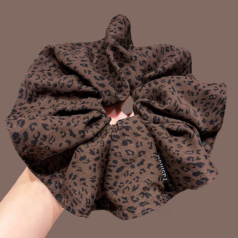 Korean Retro Leopard Print Scrunchie for Women - Fashionable 2025 Hair Tie Rubber Band Accessory
