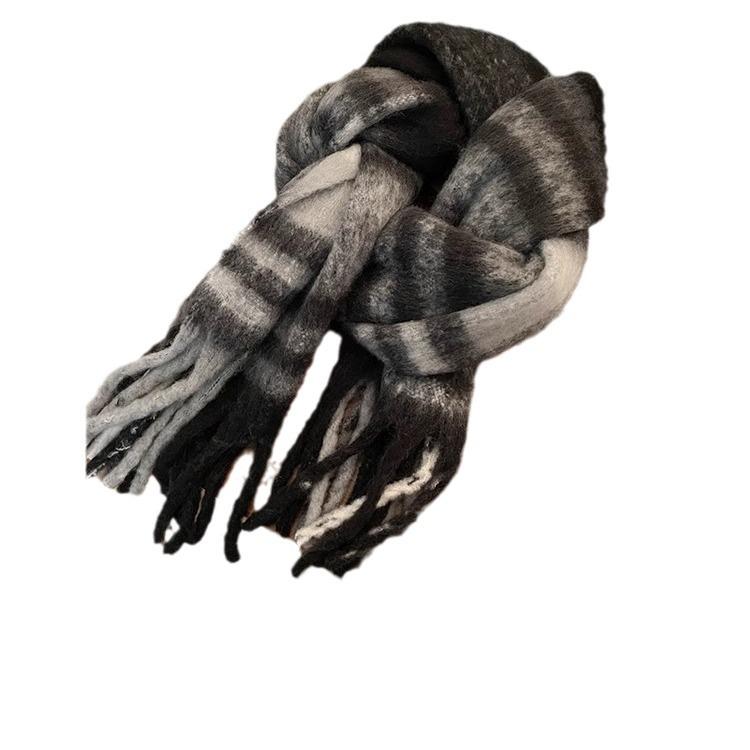 Women's Winter 2022 Korean Style Versatile Warm Scarf - High-End, Student-Friendly, Thick, Fashionable Neck Shawl for Cold Protection