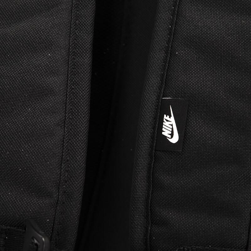 Nike Unisex Four-Season Sports Backpack