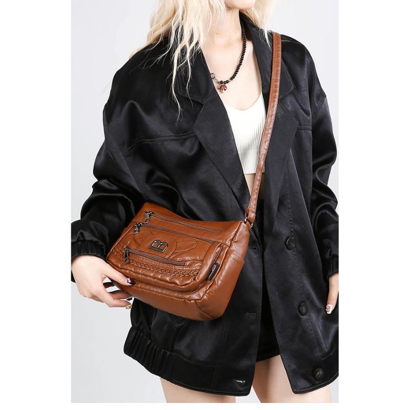Single Shoulder Multi Compartment Large Capacity Crossbody Bag