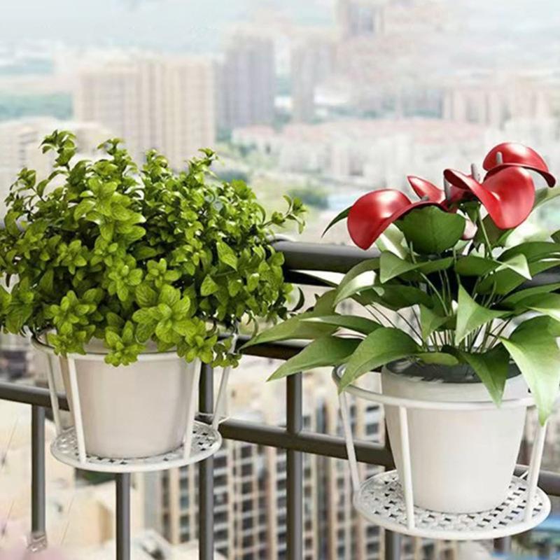 Decorative Industrial Flower Pot Organizer Hanging Iron Shelf Vertical Garden Display Wall Mounted Herb Planter Rack