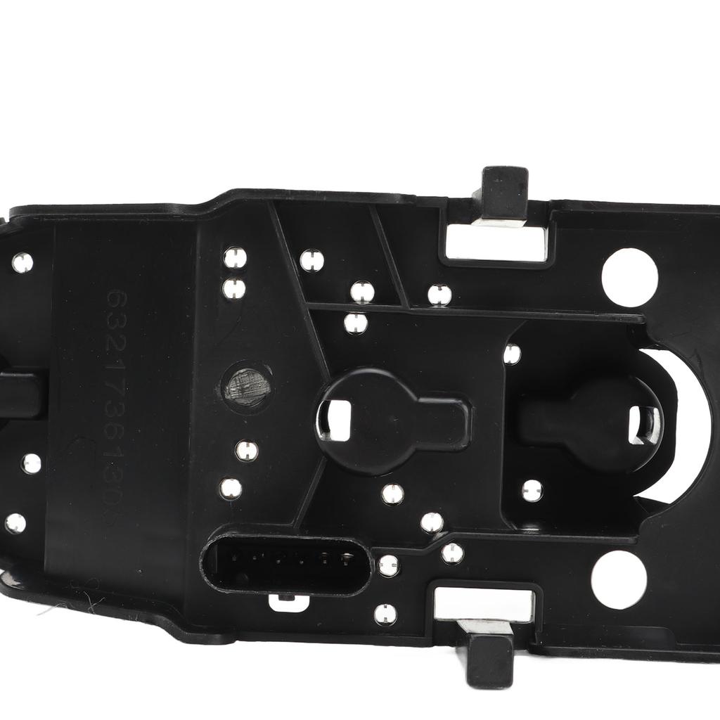 Car Rear Taillight Bulb Holder Socket 63217361305 Left Or Right Replacement for Mini Cooper F55 F56 F57