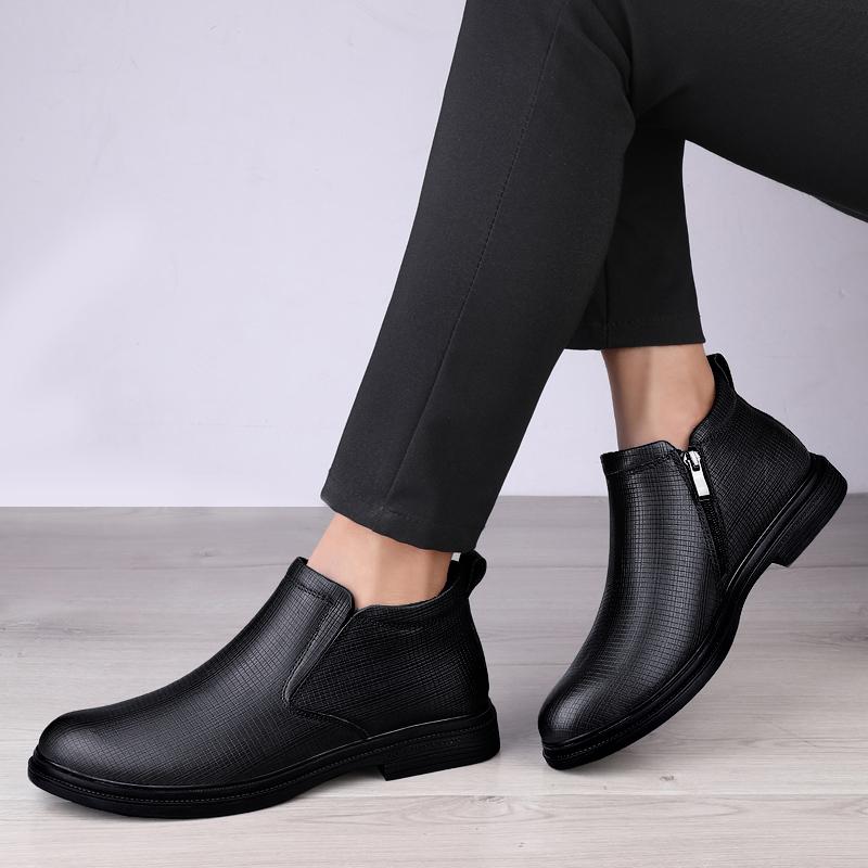 Fashion Genuine Leather Mens Walking Boots High Quality Slip on Male Basic Boots Fashion Warm Plush Fur Winter Footwear Comfy Snow Shoes