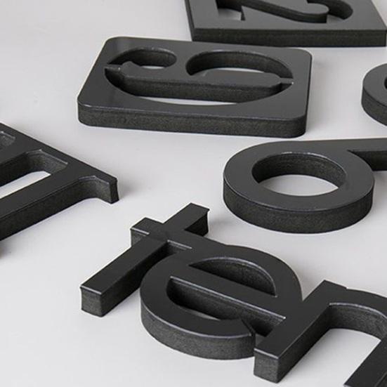 Christmas 3D Wall Clock Glow-in-the-dark Frameless Acrylic Clock Silent Home Office Bedroom Living Room Digital Analog Clock Decoration