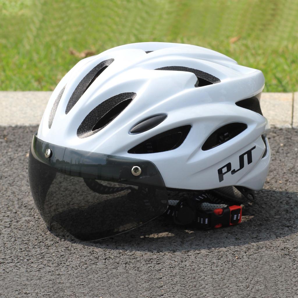 PJT Ultra-Light Bicycle Helmet Lightweight PC Shell & EPS Foam Construction Cycling Helmet MTB 18 Ventilation Vents Bike Helmet