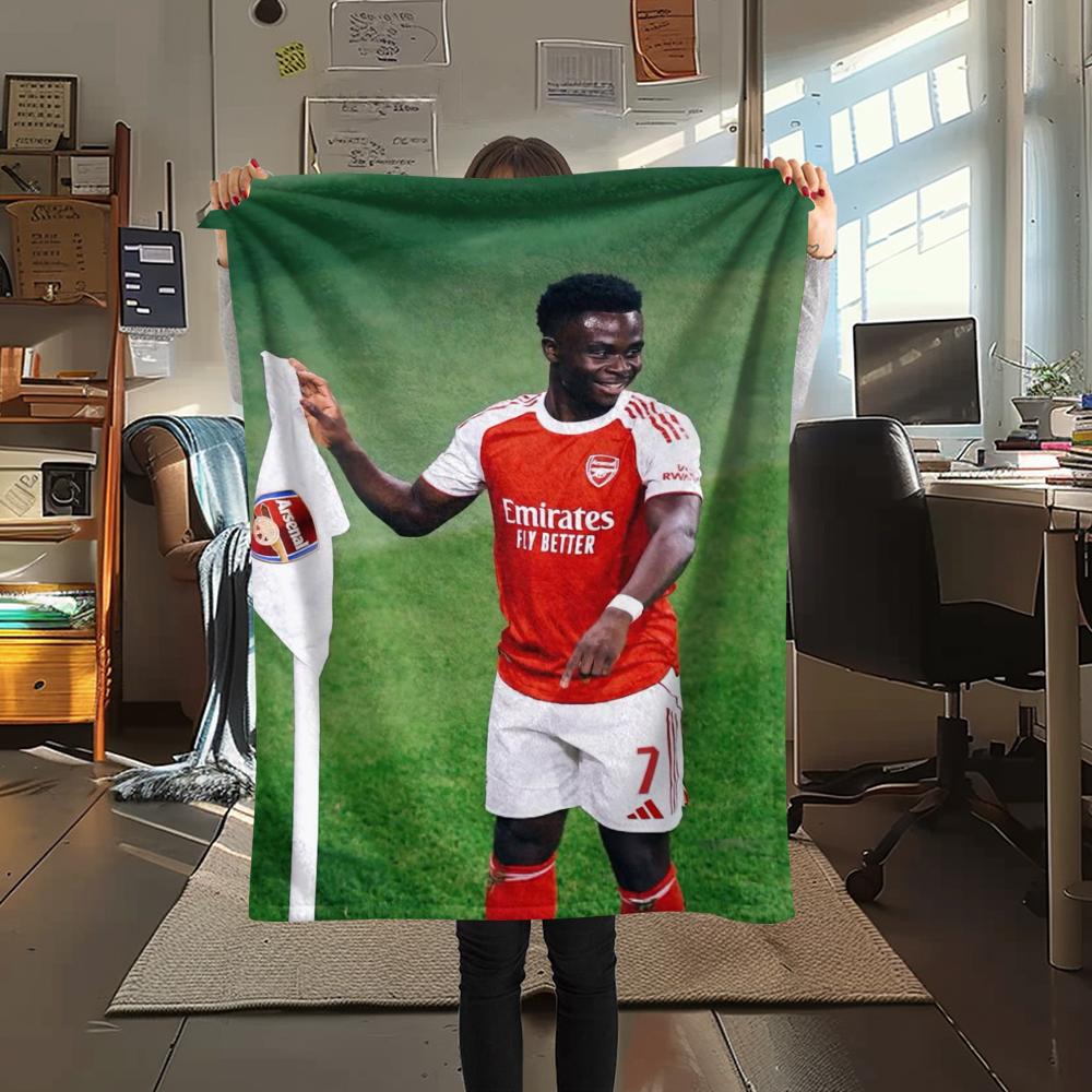 1Pc C Ronaldo Print Flannel Blanket, High quality Comfortable for All Seasons, Home Decor, Warmth and Comfort, Perfect for Christmas GiftS